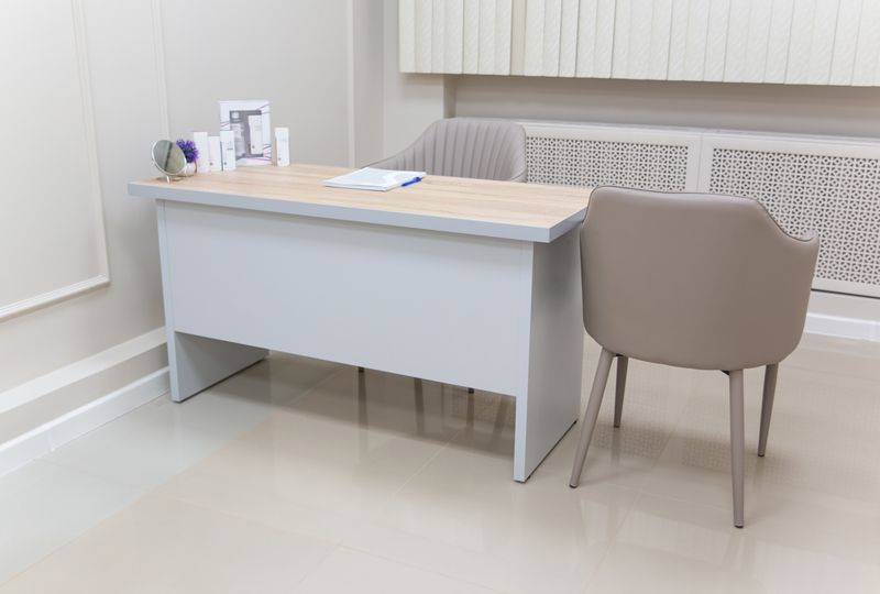 Ofis mobilyaları ve çalışma masası